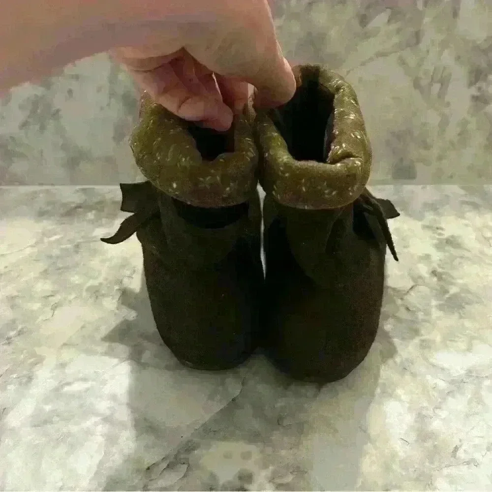Women’s Rocket Dog Brown Suede Slip On Ankle Booties Size 6.5